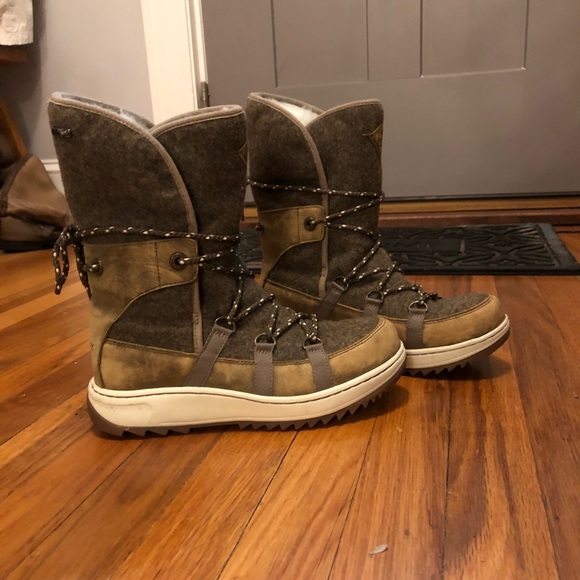 sperry powder ice cap snow boot